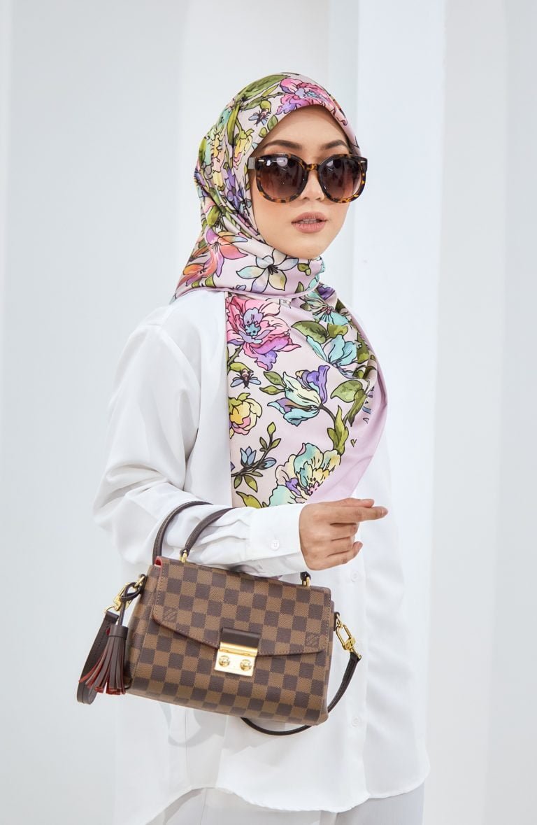 BLOOM COLLECTION (PRINTED SCARVES)