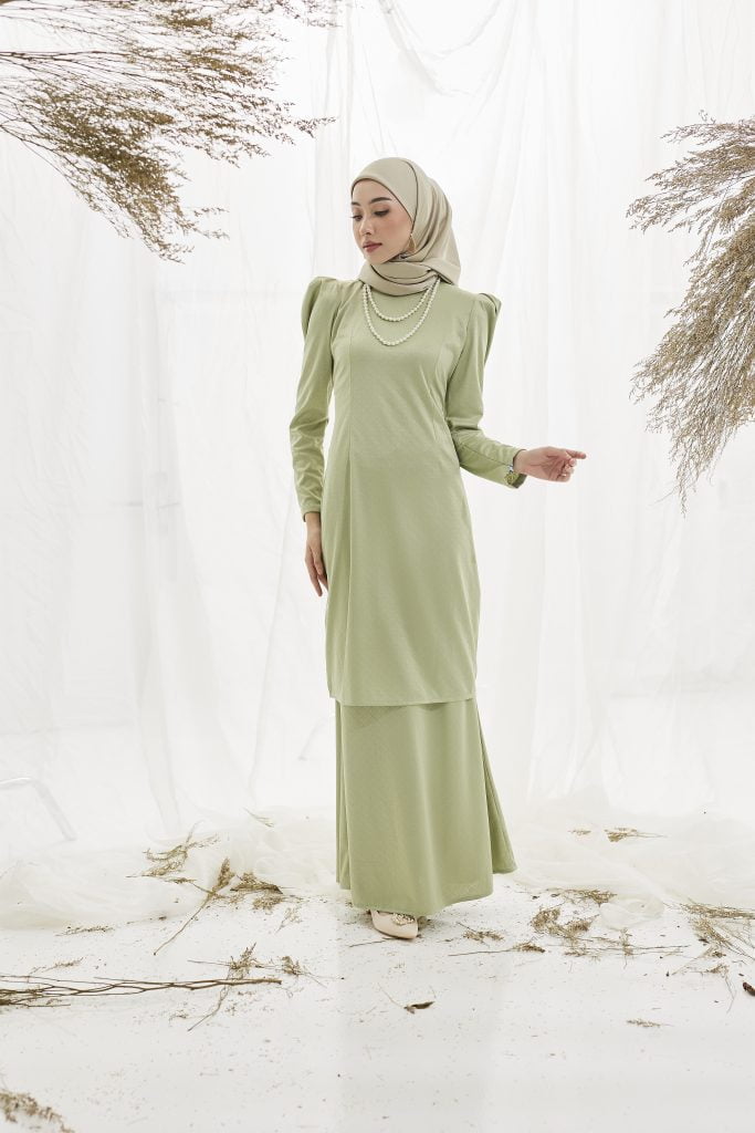 CATHERINE KURUNG PUFF