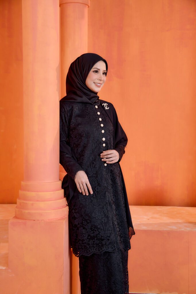 HEAXABELL LUXE – ENCHANTED KEBAYA LABUH