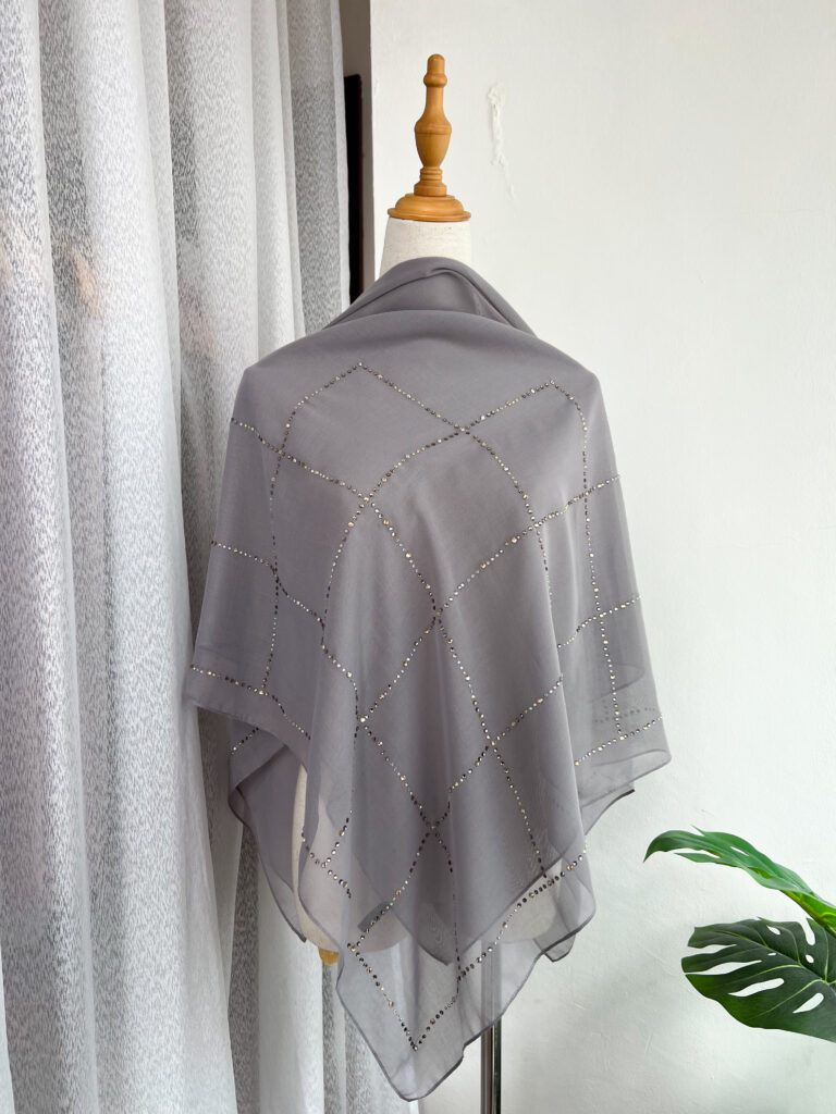 HEAXABELL – CRYSTELLEA DIAMOND SQUARE
