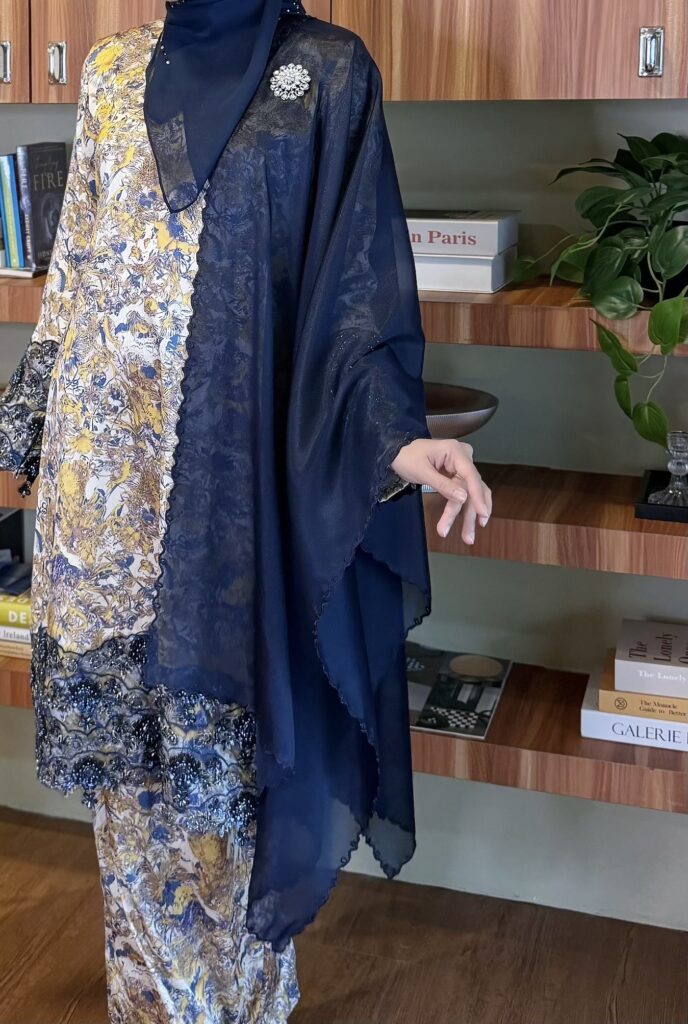 HEAXABELL – SELENDANG SULAM AND SHIMMER