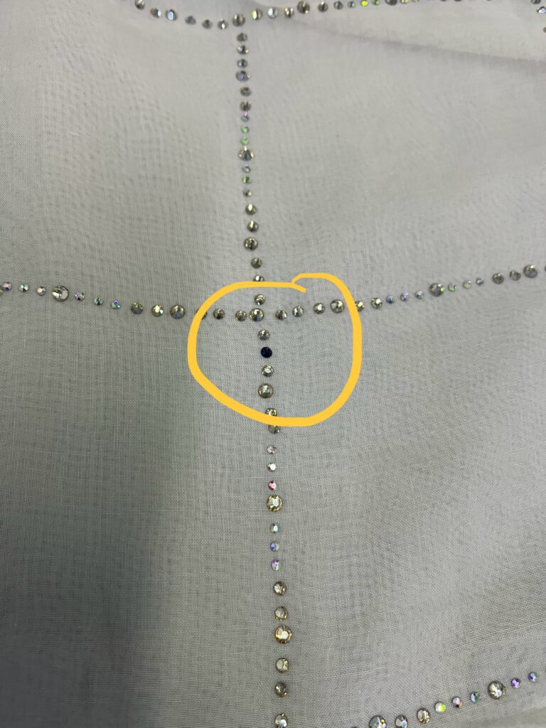 HEAXABELL – ( AS IS) CRYSTELLEA DIAMOND SQUARE