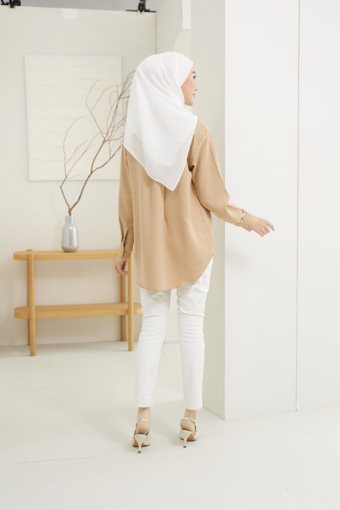 MAIDA PLAIN TOP