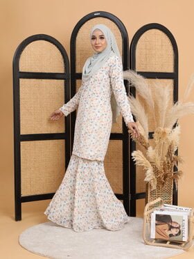 FLORENCE KURUNG