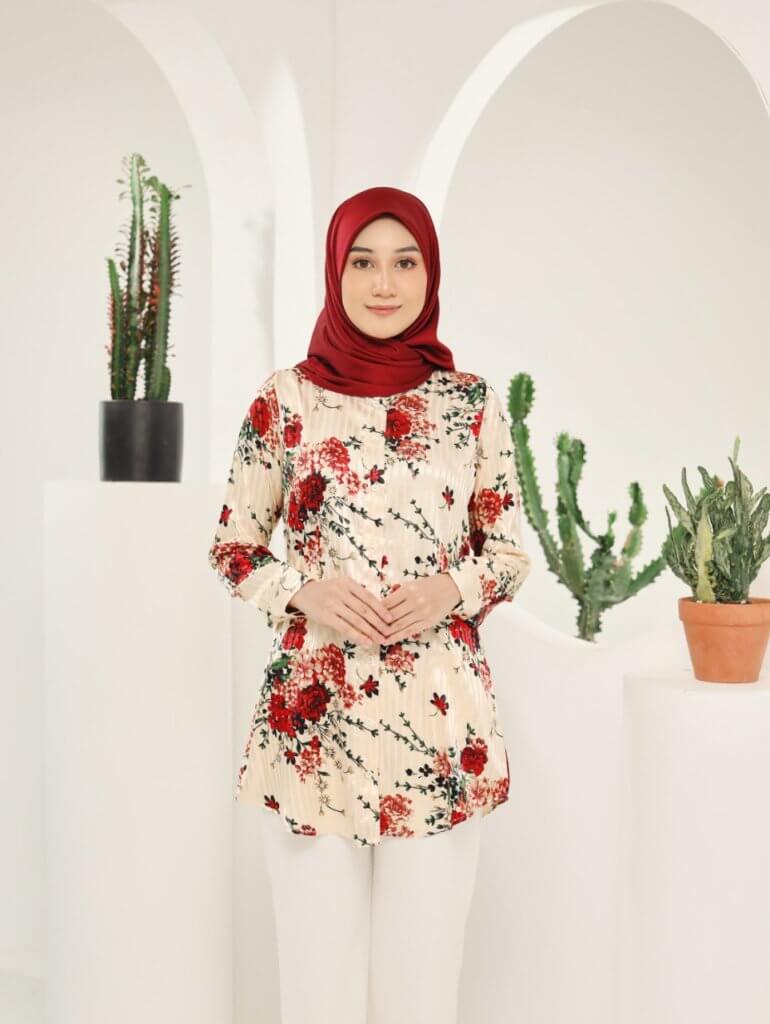 HAYZEL PRINTED TOP