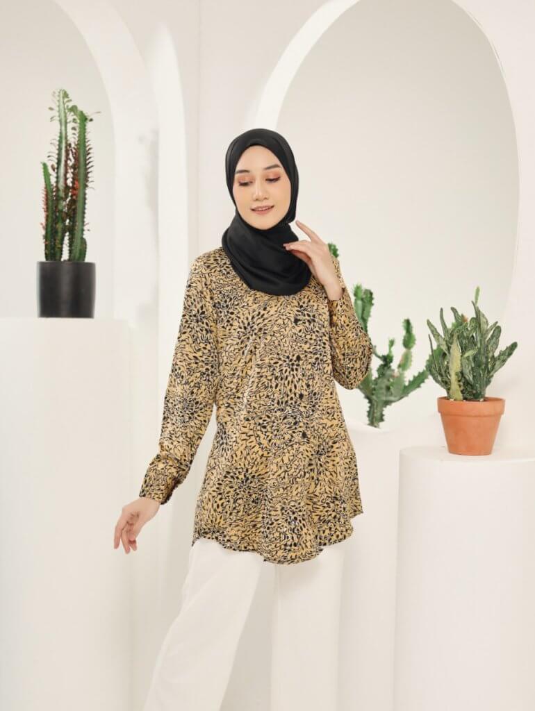 HAYZEL PRINTED TOP