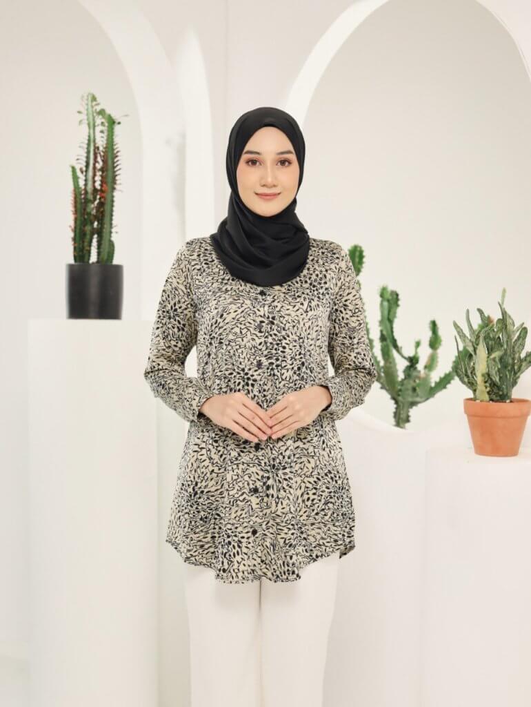 HAYZEL PRINTED TOP