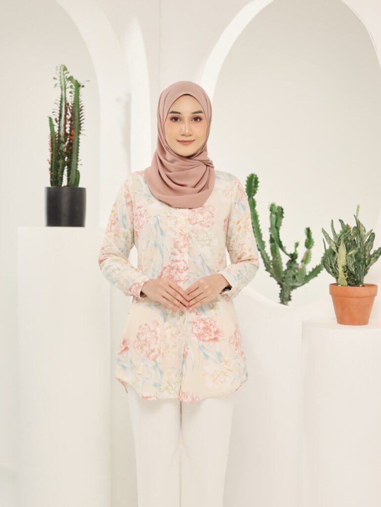 HAYZEL PRINTED TOP