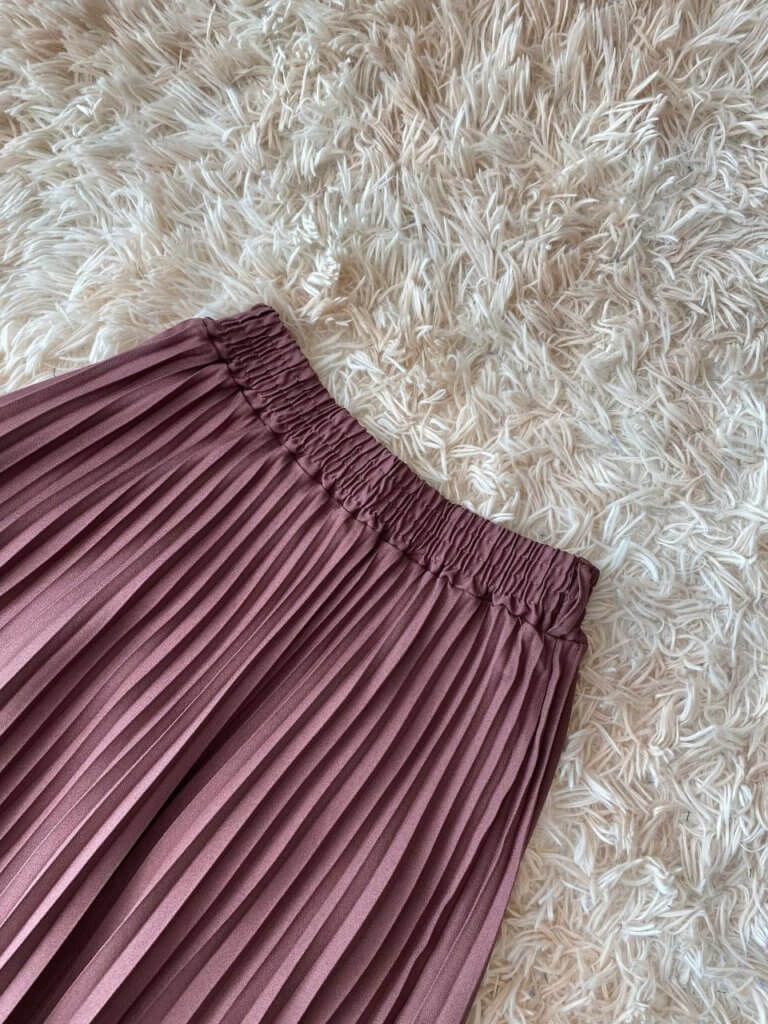 PLEATED SKIRT (NEW ARRIVAL)