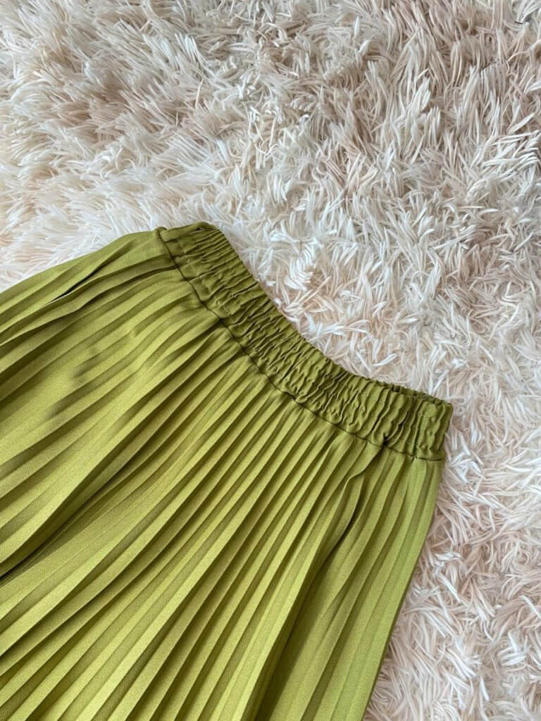 PLEATED SKIRT (NEW ARRIVAL)