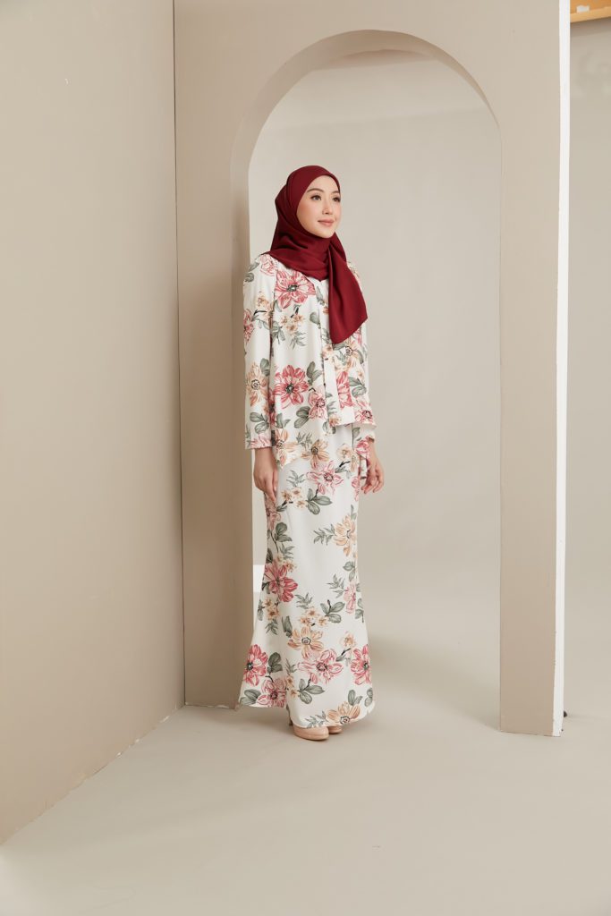 LEIA 2.0 KEBAYA PUFF