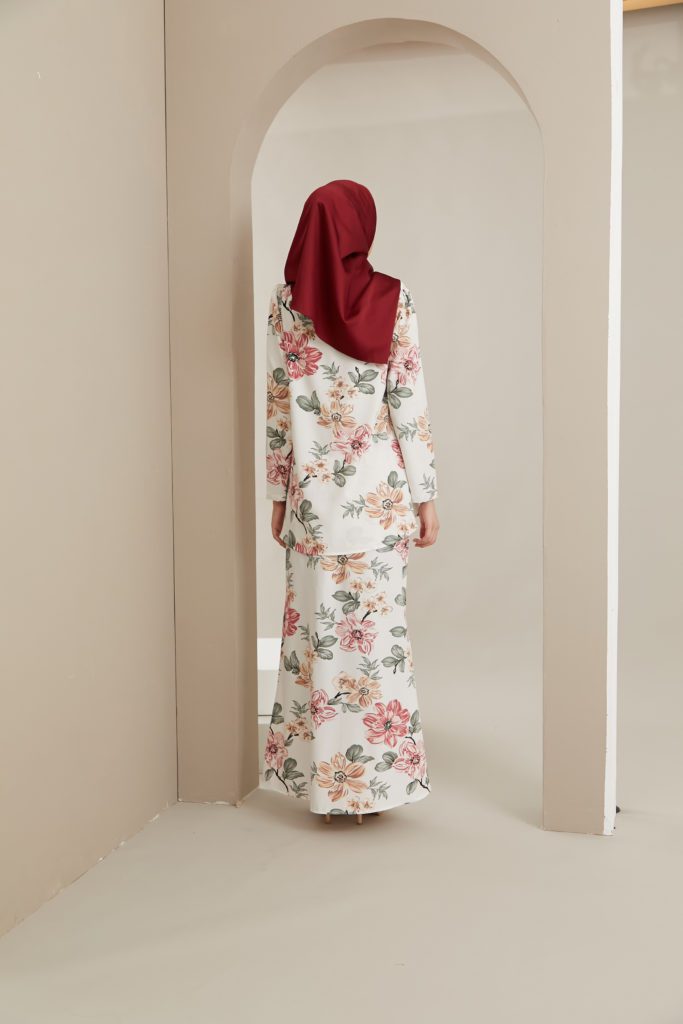 LEIA 2.0 KEBAYA PUFF