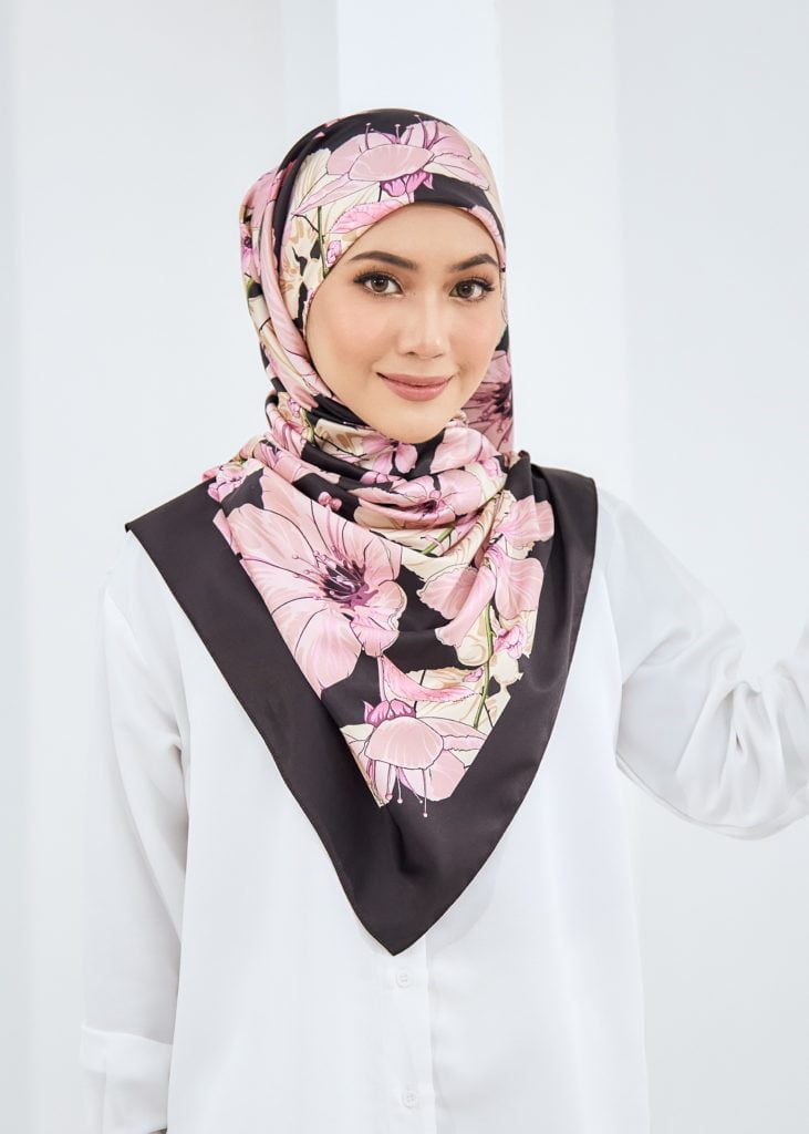 BLOOM COLLECTION (PRINTED SCARVES)