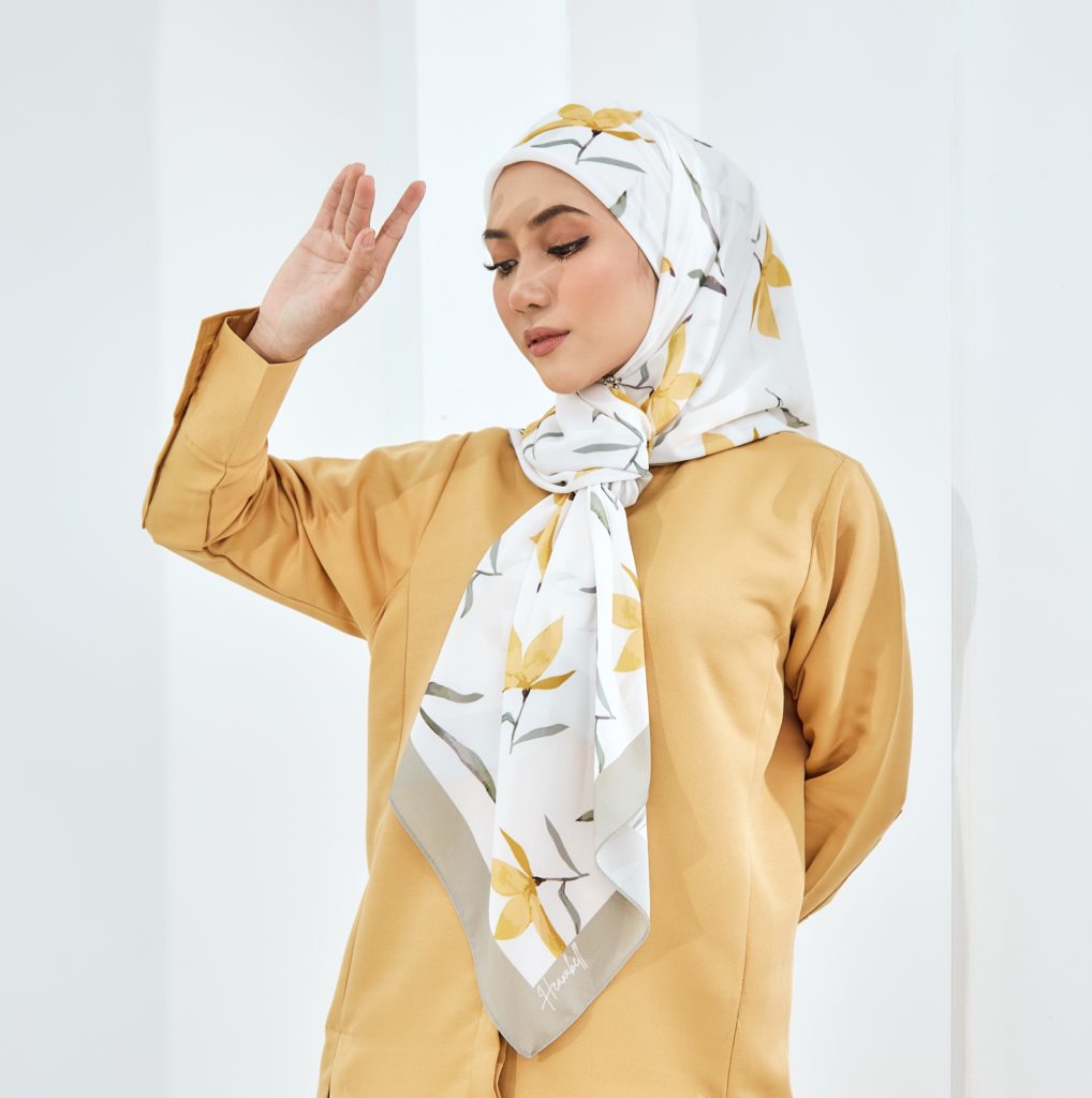 TE AMO COLLECTION (PRINTED SCARVES)