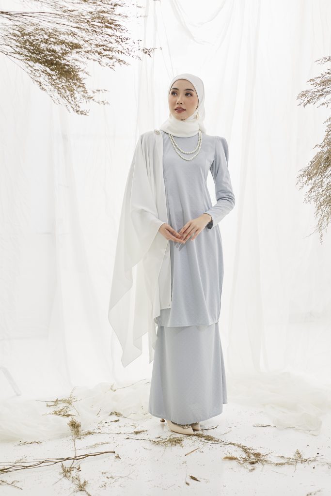 CLEARANCE – CATHERINE KURUNG PUFF