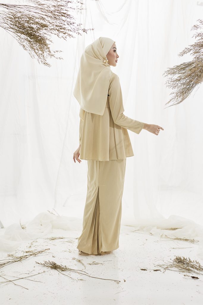 CLEARANCE – CATALIA PEPLUM KURUNG
