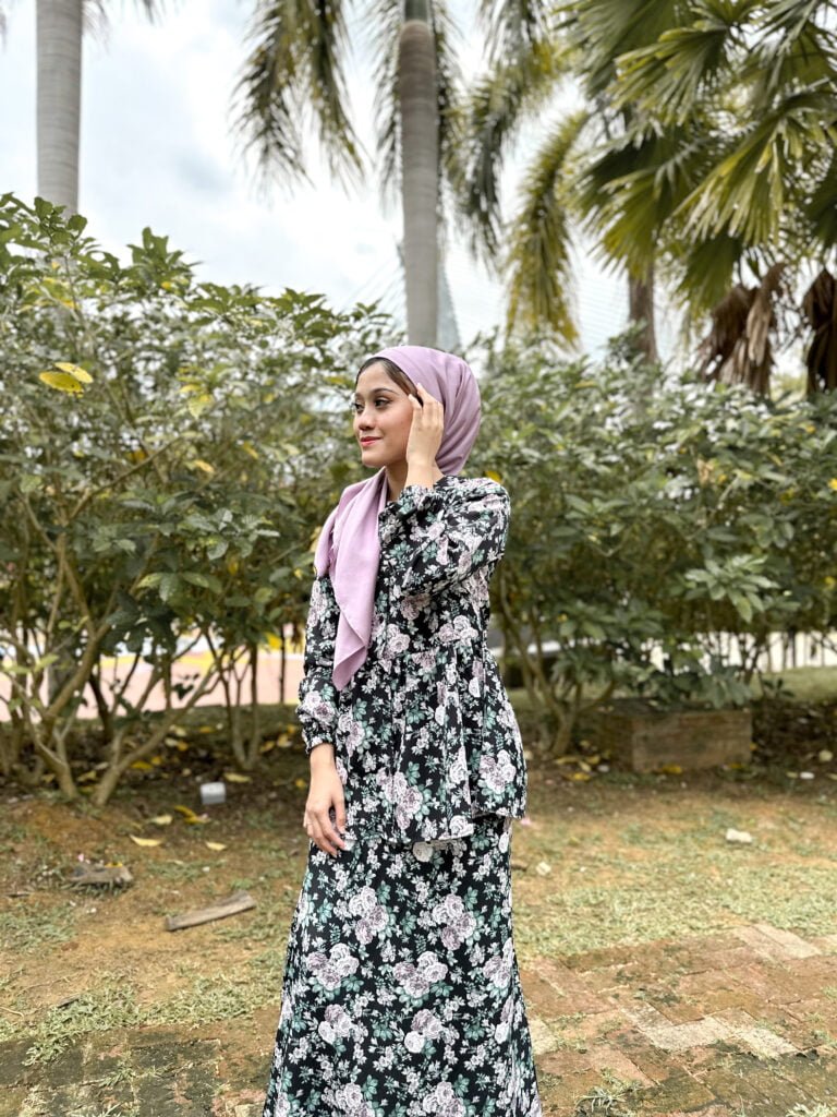 CLEARANCE – MARIA KURUNG