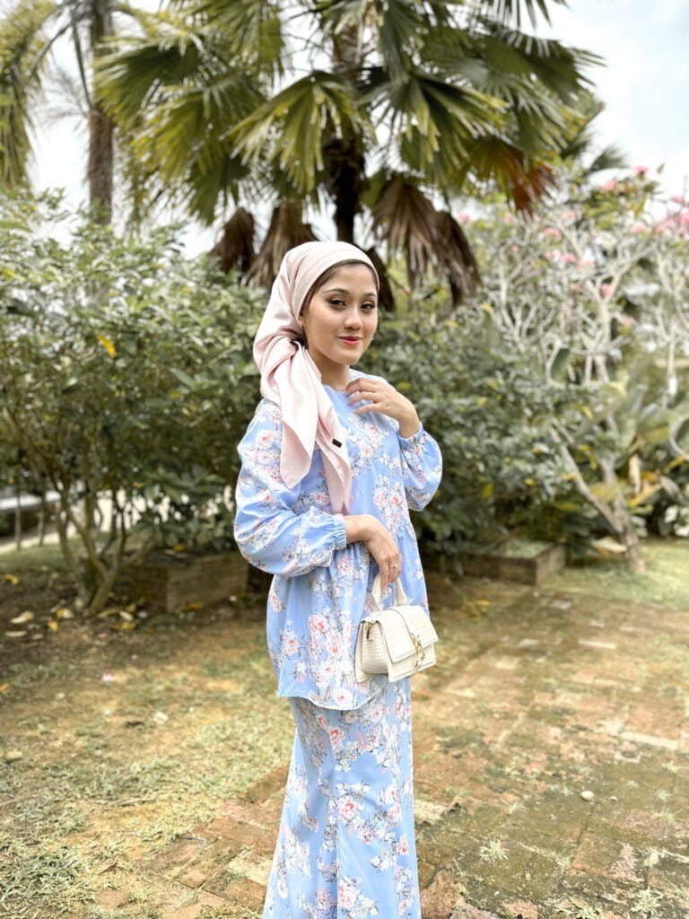 CLEARANCE – MARIA KURUNG