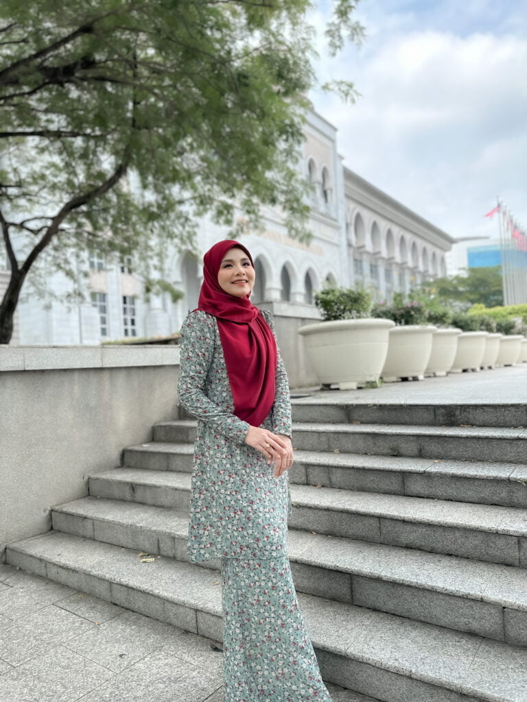 CLEARANCE – SALOMA KURUNG 2.0