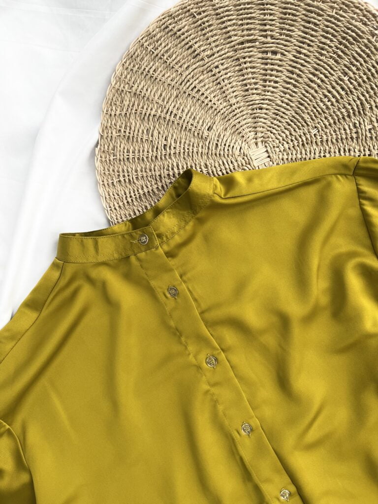 CLEARANCE – ARMELLE OVERSIZED TOP