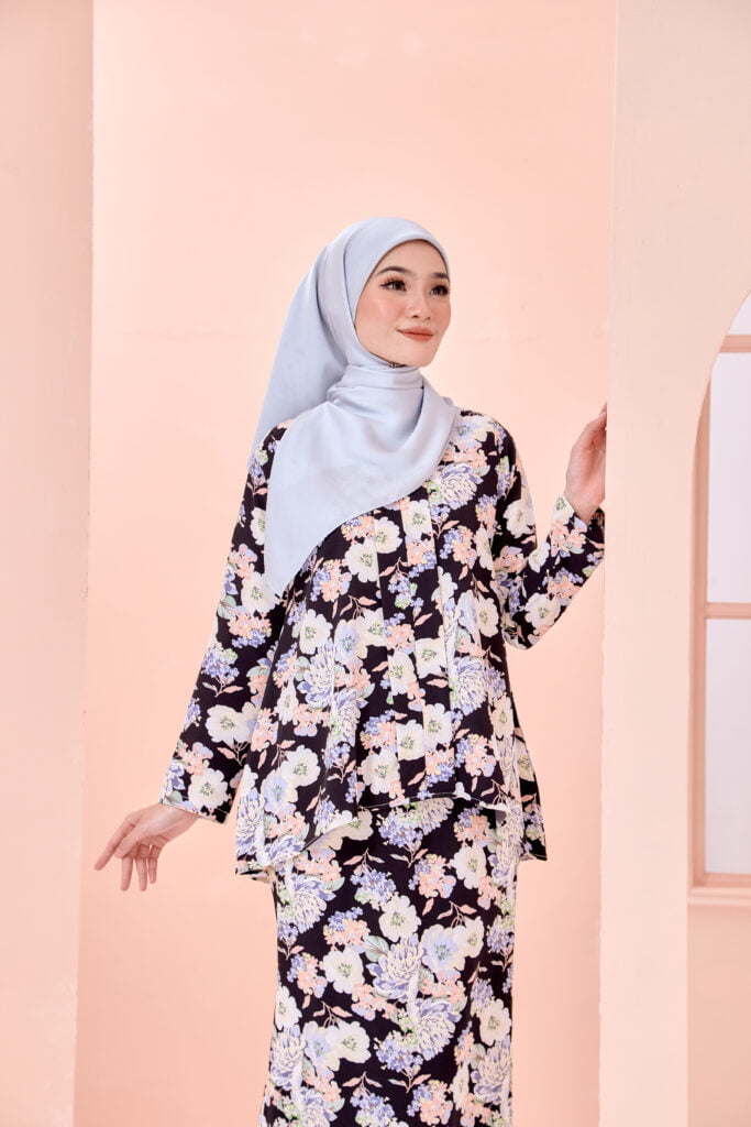 VERA KEBAYA FISHTAIL