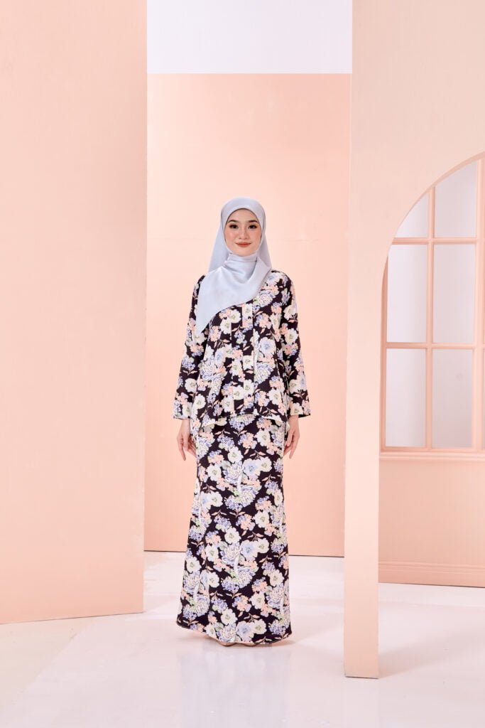 VERA KEBAYA FISHTAIL