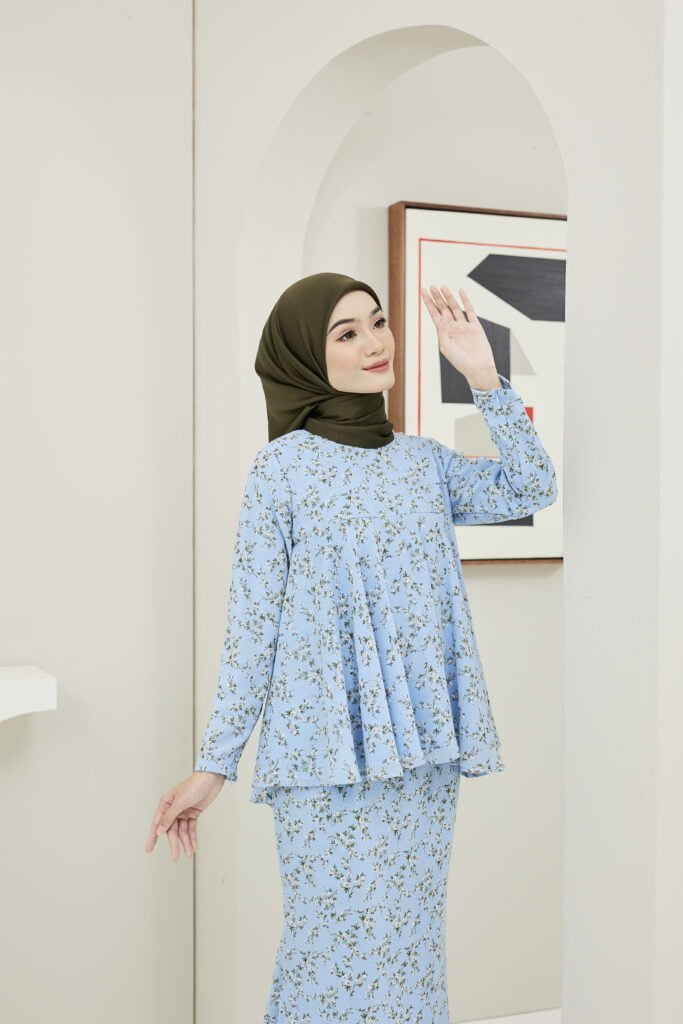 HEAXABELL – MOLLY DOLL KURUNG