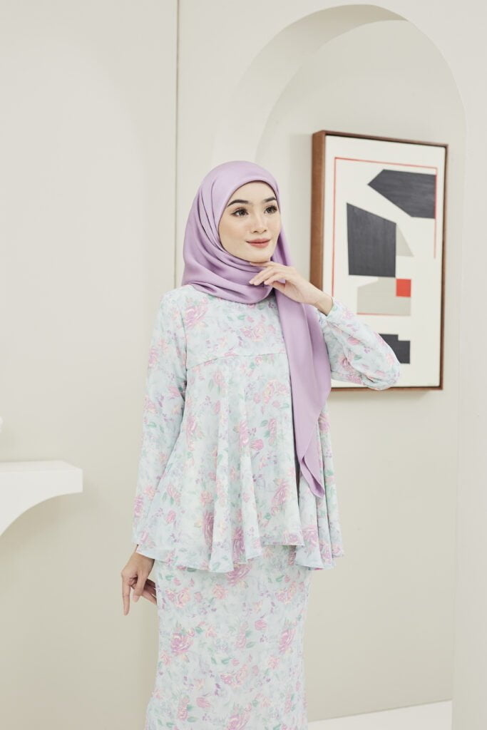 HEAXABELL – MOLLY DOLL KURUNG