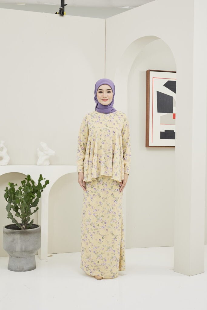 HEAXABELL – MOLLY DOLL KURUNG