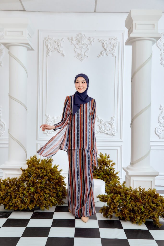 CLEARANCE – DARIA KURUNG