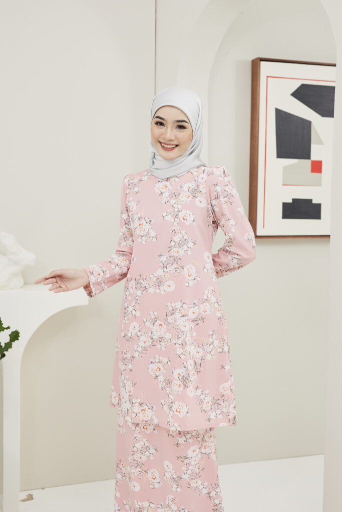 CLEARANCE –  LUNA PUFF KURUNG