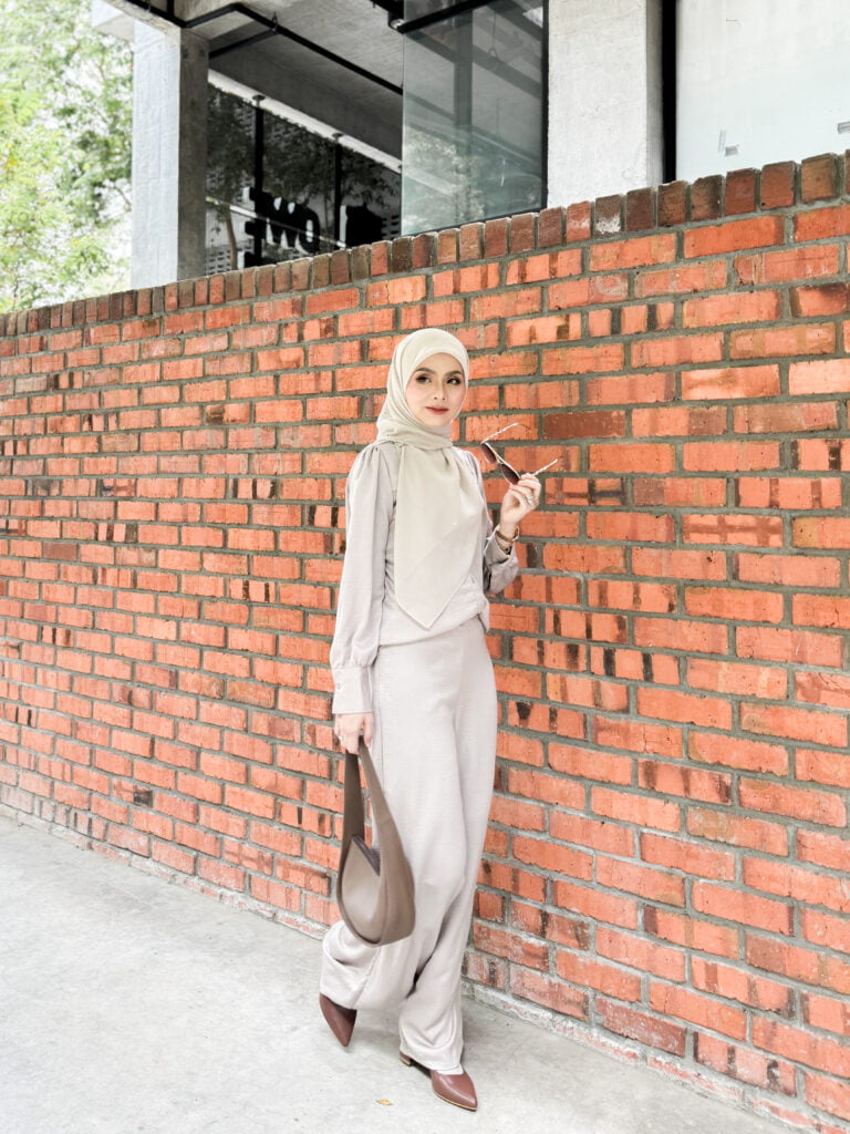 HEAXABELL- NARI SUIT