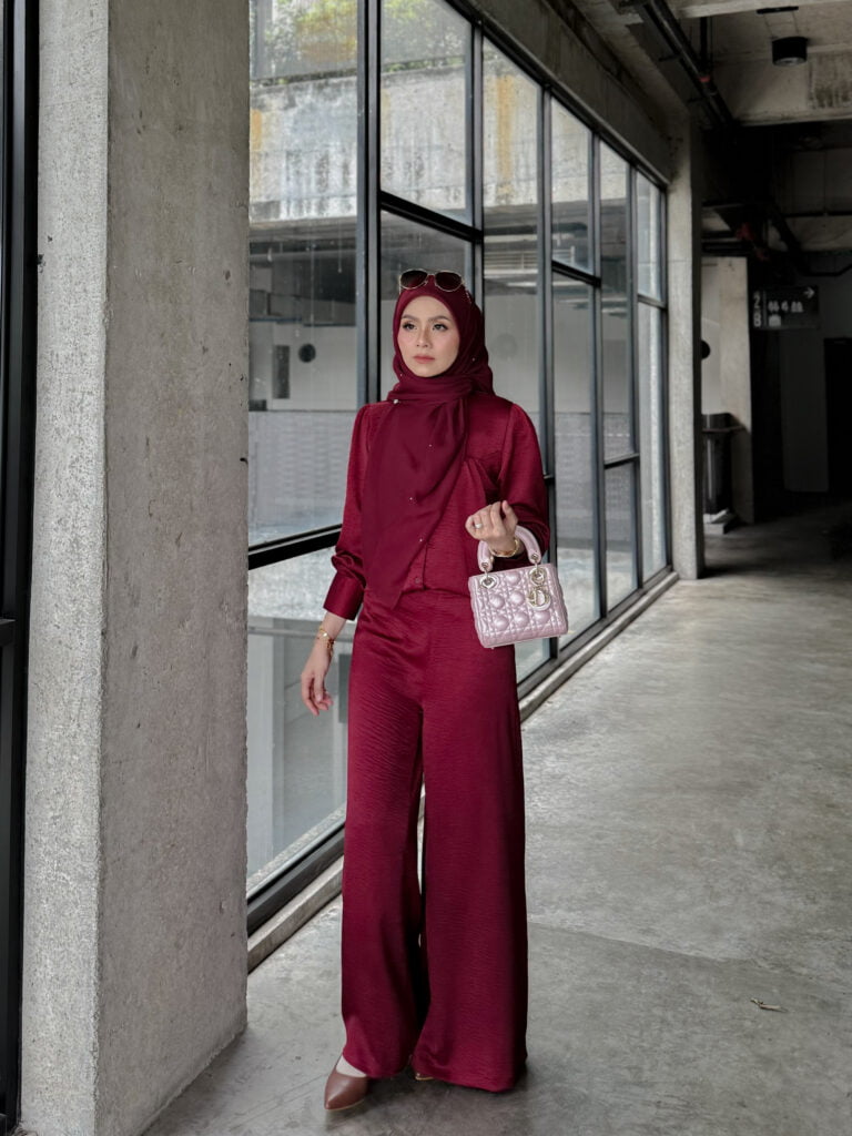 HEAXABELL- NARI SUIT