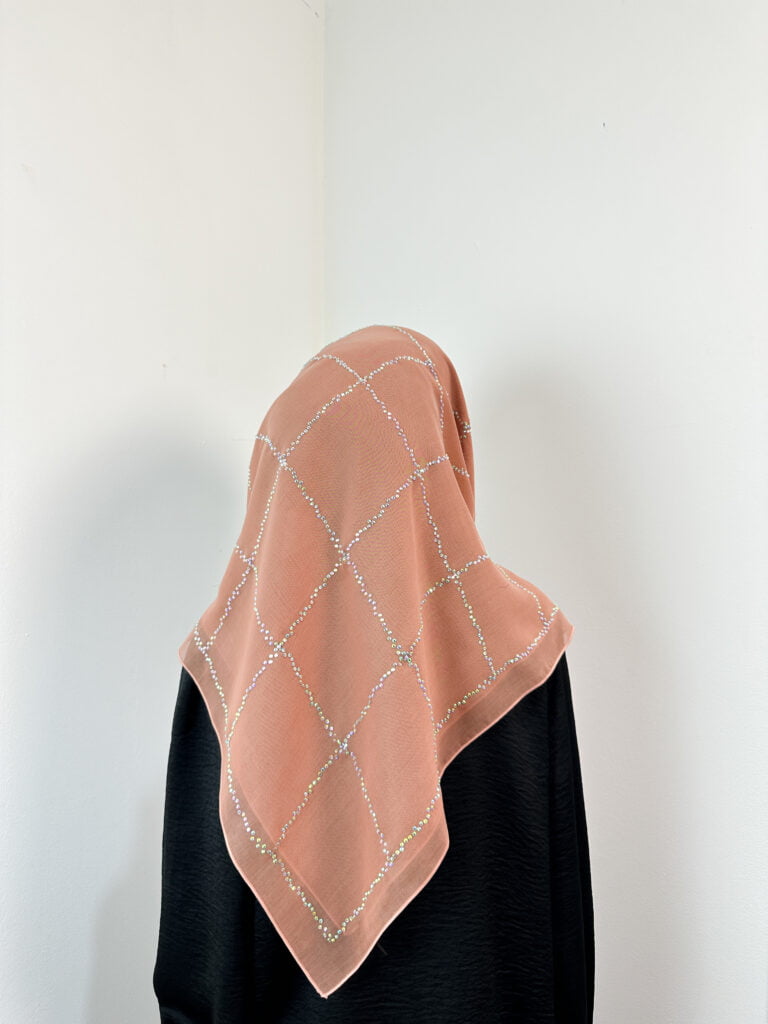 HEAXABELL- YARA DIAMOND SQUARE