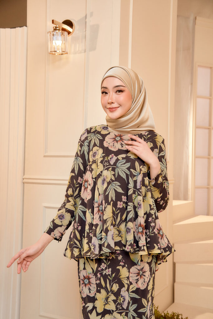 CLEARANCE –  SENANDUNG KURUNG DOLL