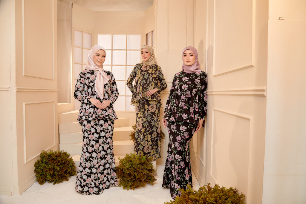CLEARANCE –  SENANDUNG KURUNG DOLL