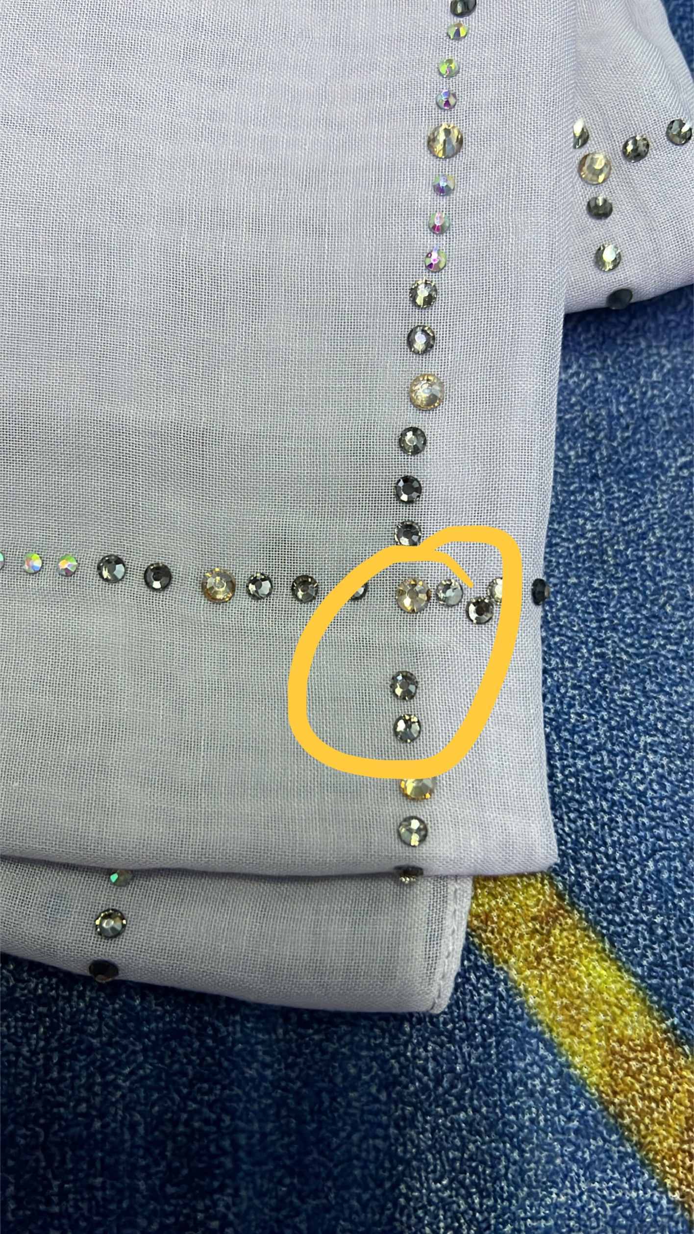 HEAXABELL - ( AS IS) CRYSTELLEA DIAMOND SQUARE - Image 7