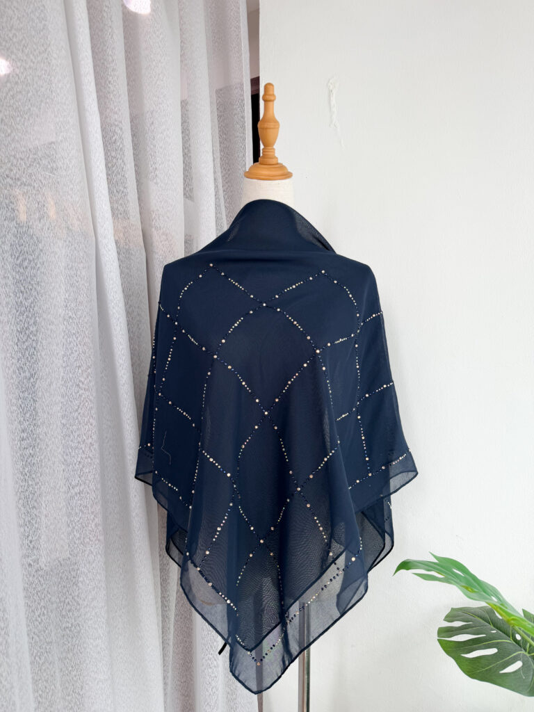 HEAXABELL – CRYSTELLEA DIAMOND SQUARE