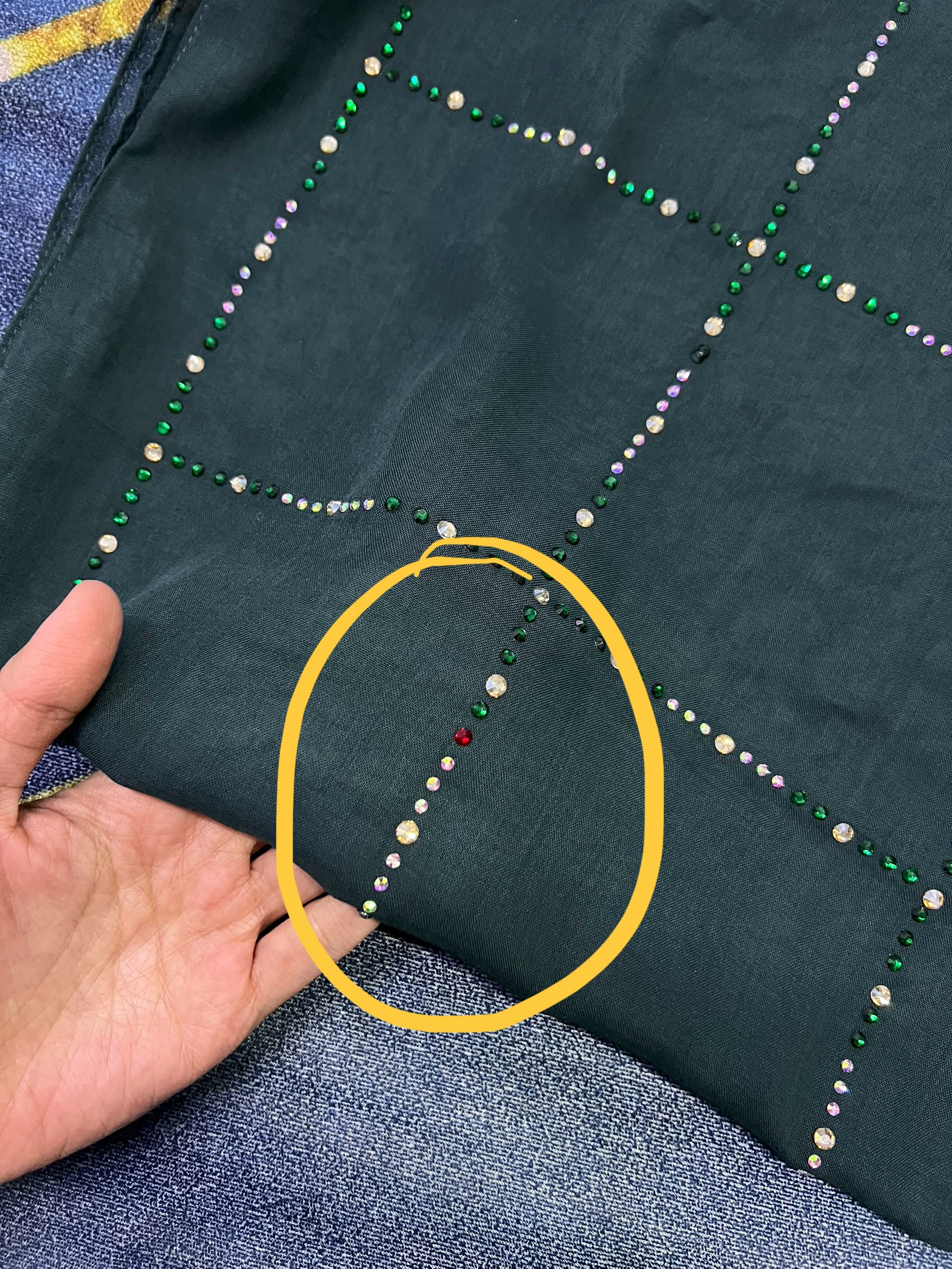 HEAXABELL - ( AS IS) CRYSTELLEA DIAMOND SQUARE - Image 2